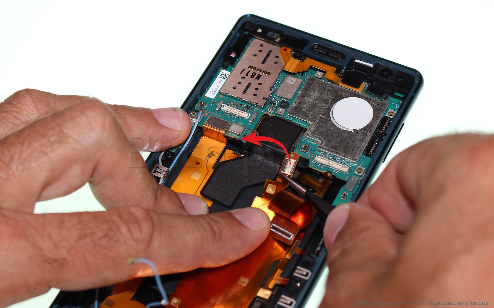 Démontage complet  sur Xperia XZ2 photo 4