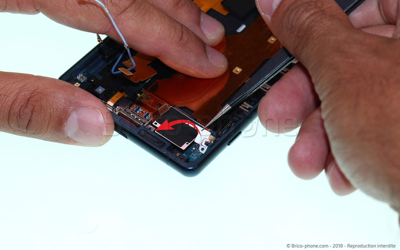 Démontage complet  sur Xperia XZ2 photo 1