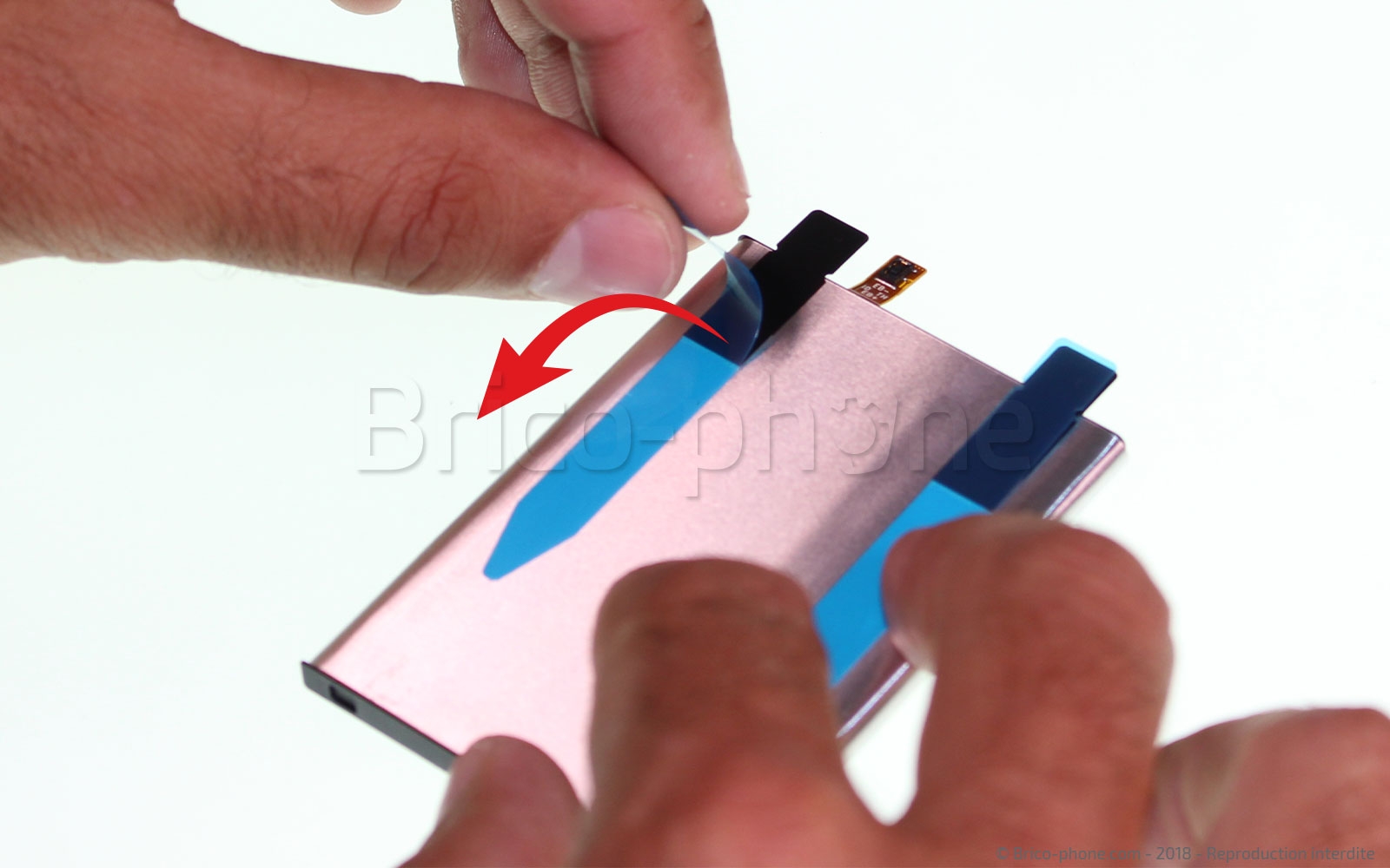 Changement de nappe power / volume sur Xperia XZ2 photo 3