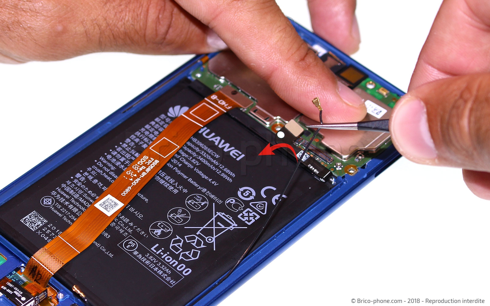 Changement de bloc écran avec batterie sur Honor 10 photo 2