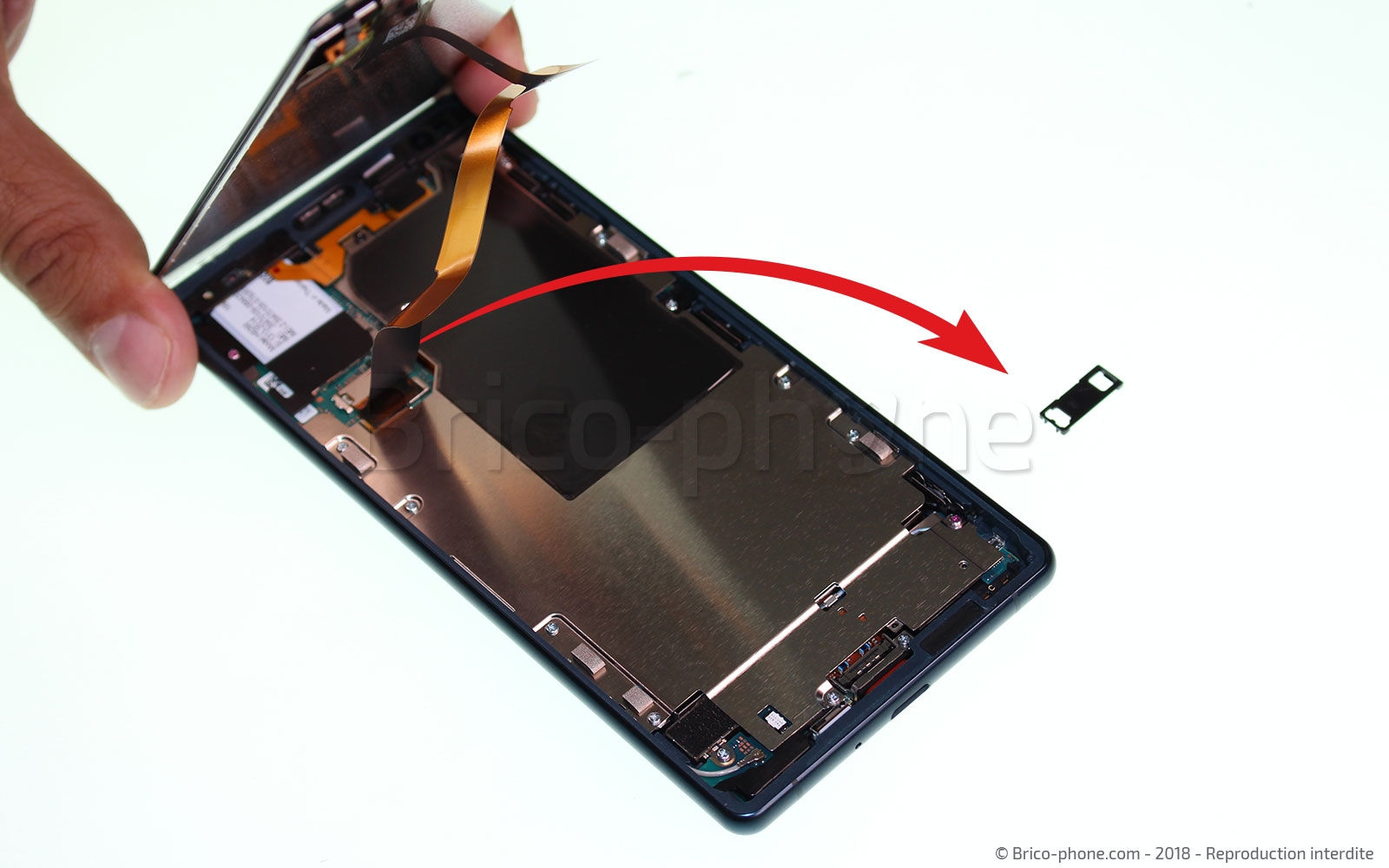 Changement de connecteur de charge sur Xperia XZ2 photo 2