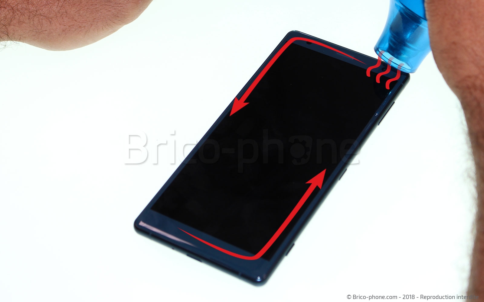 Changement d'écran vitre et LCD sur Xperia XZ2 photo 2