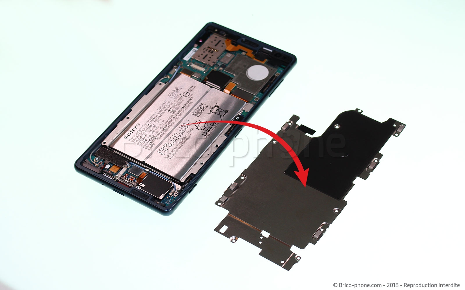 Changement de batterie sur Xperia XZ2 photo 2