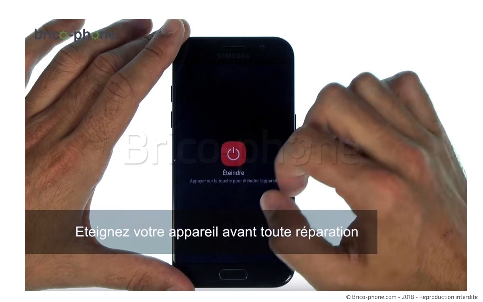 Changement de vitre arrière sur Galaxy A5 2017 photo 1