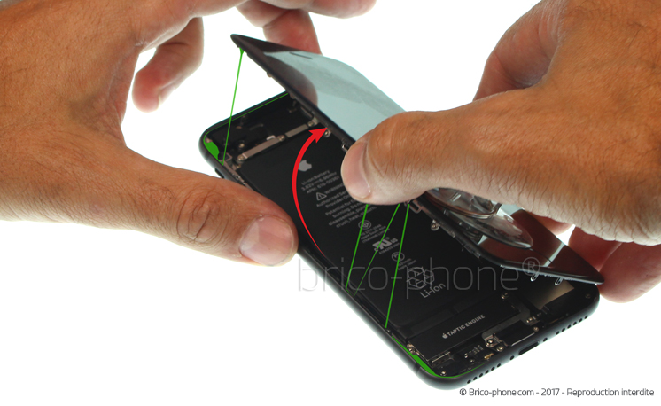 Changement du connecteur de charge sur iPhone 8 photo 1