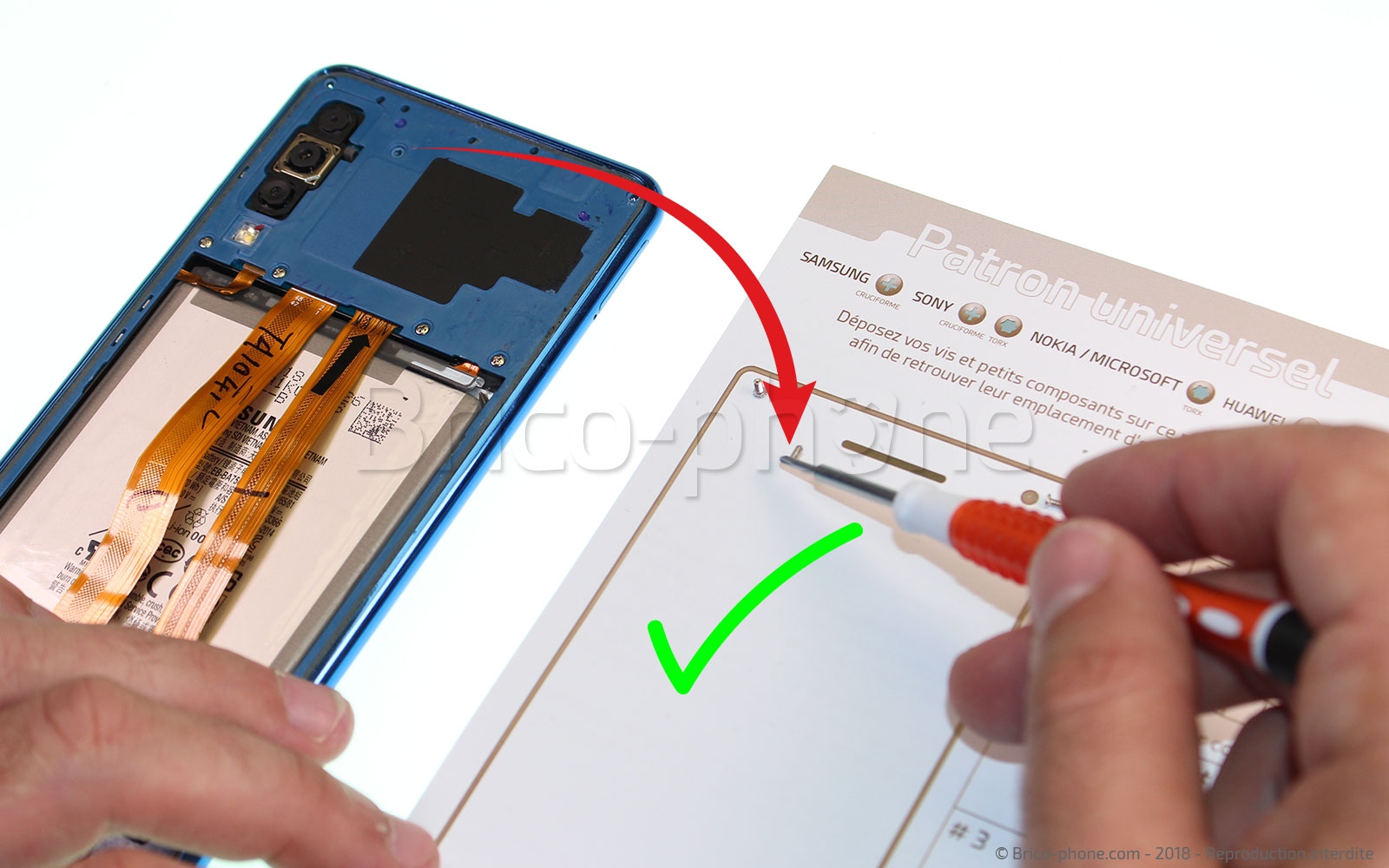 Changement de batterie sur Galaxy A7 2018 photo 3