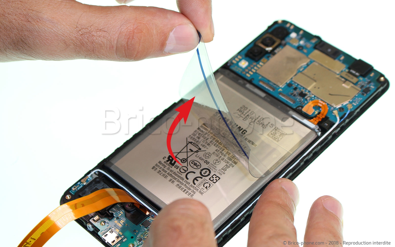 Changement de batterie sur Galaxy A7 2018 photo 4