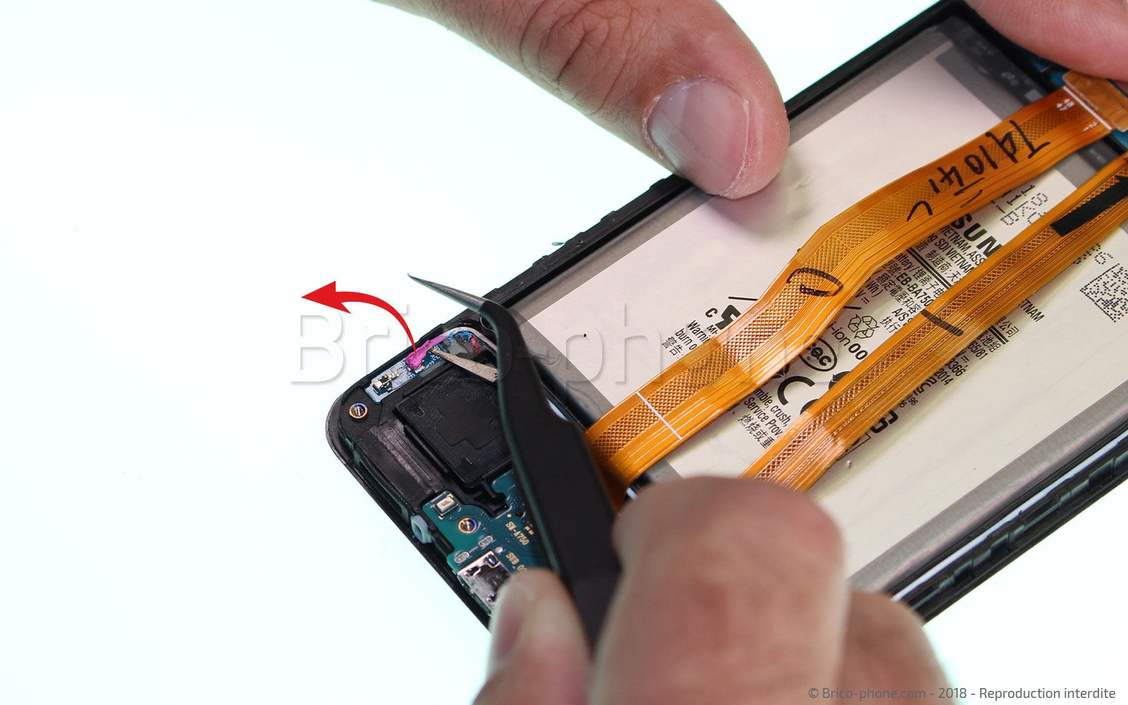 Changement de connecteur de charge sur Galaxy A7 2018 photo 2