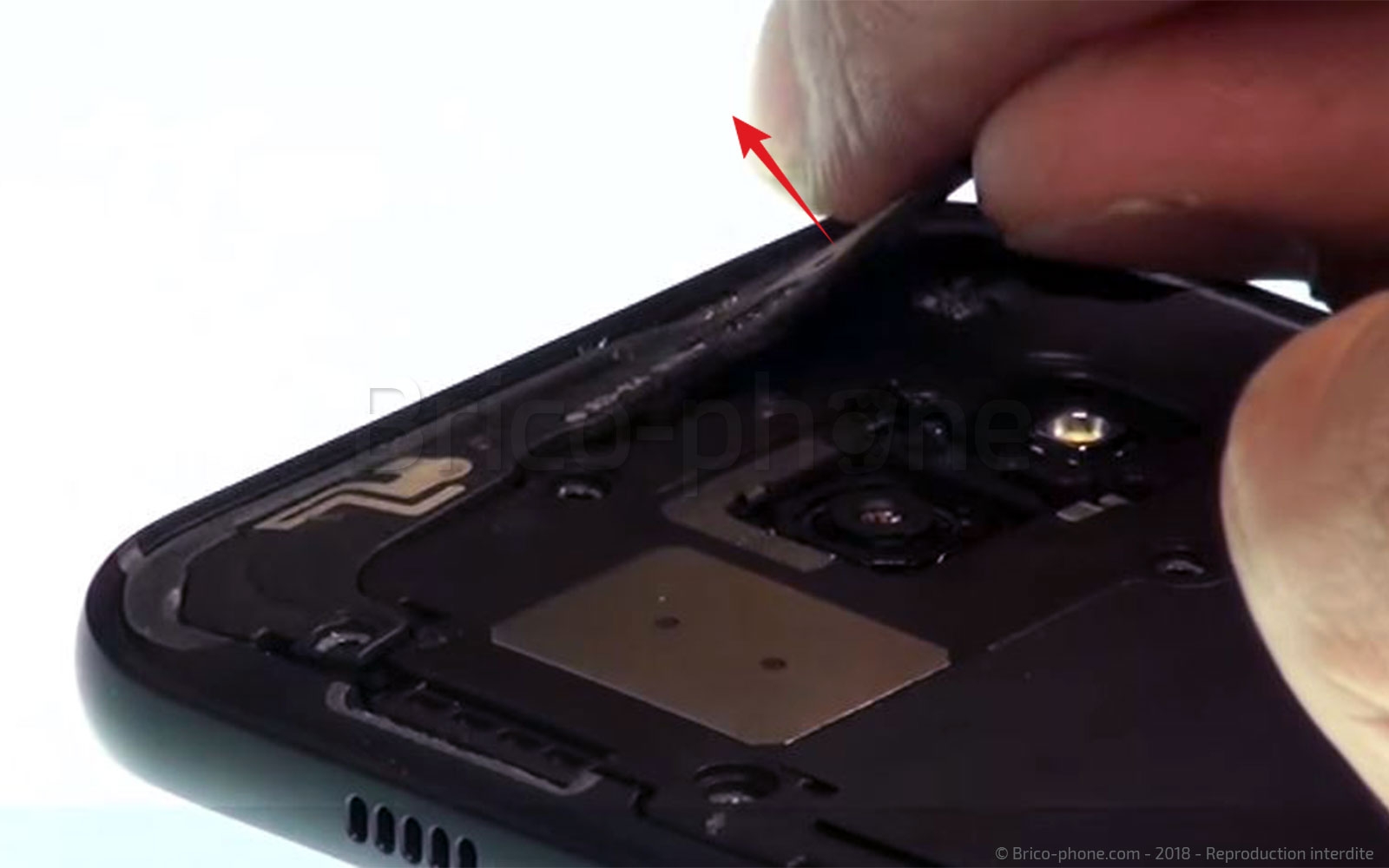 Changement de batterie sur Galaxy A3 2017 photo 2