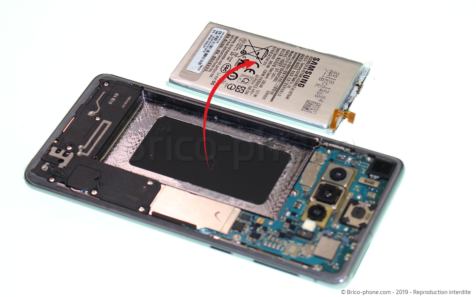 Changement de Batterie sur Galaxy S10 photo 4