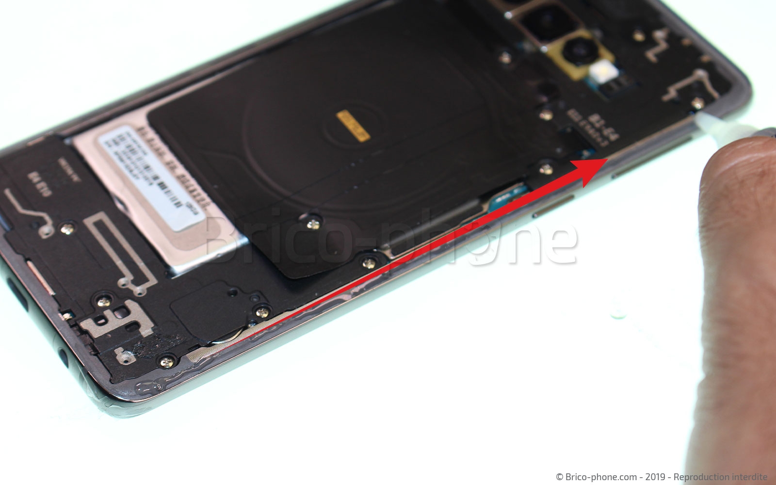 Changement de Vitre Arrière sur Galaxy S10 photo 1