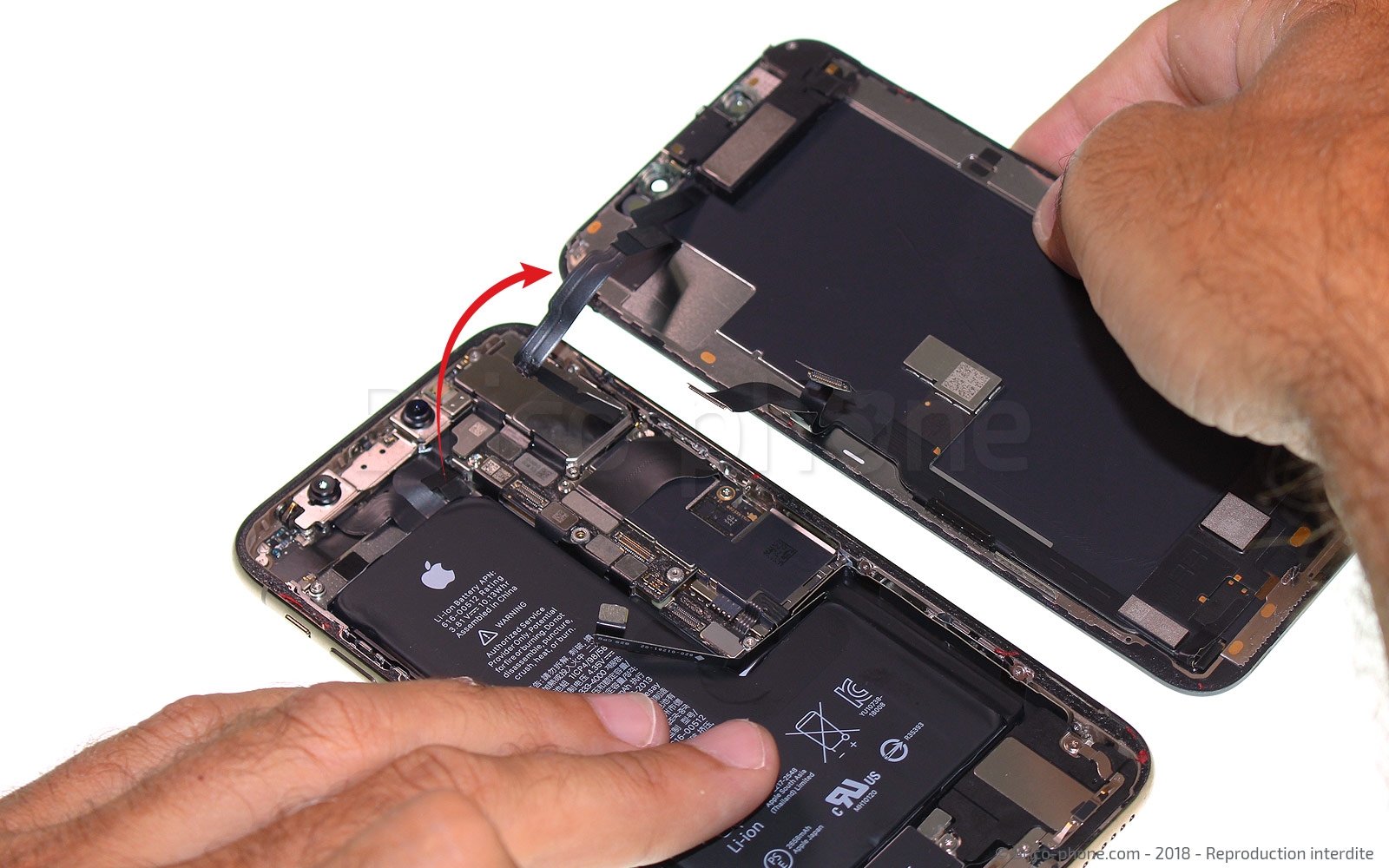 Démontage complet sur iPhone XS photo 2