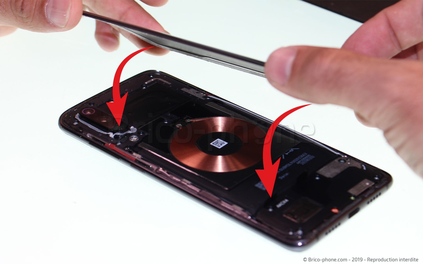 Changement de vitre arrière sur Mi 9 photo 2