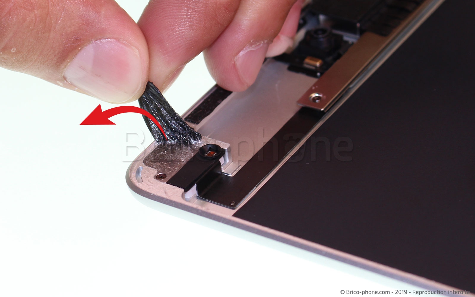 Changement d'écran (vitre+LCD) sur iPad Mini 5 photo 3