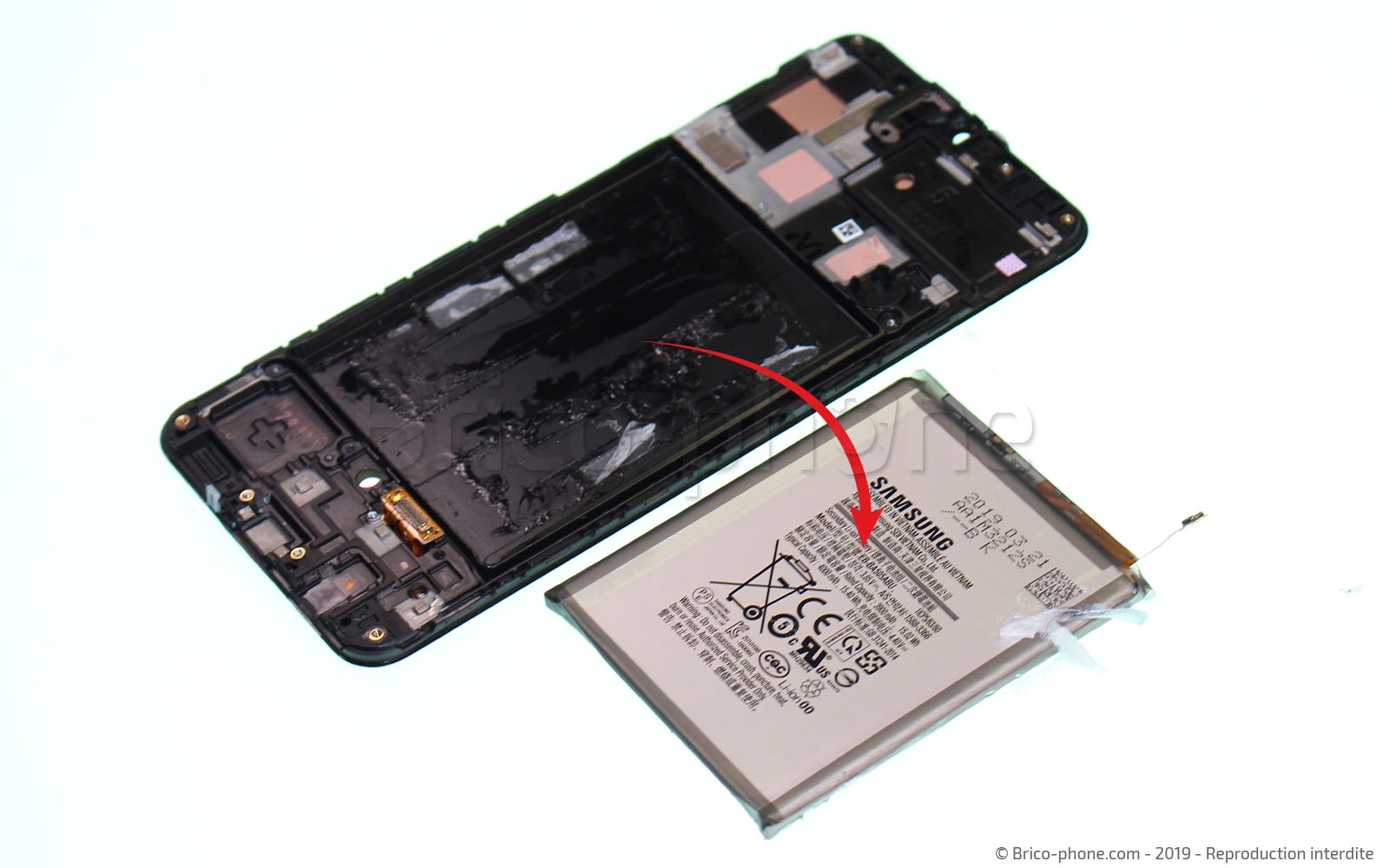 Changement d'écran vitre et LCD sur Galaxy A50 photo 4