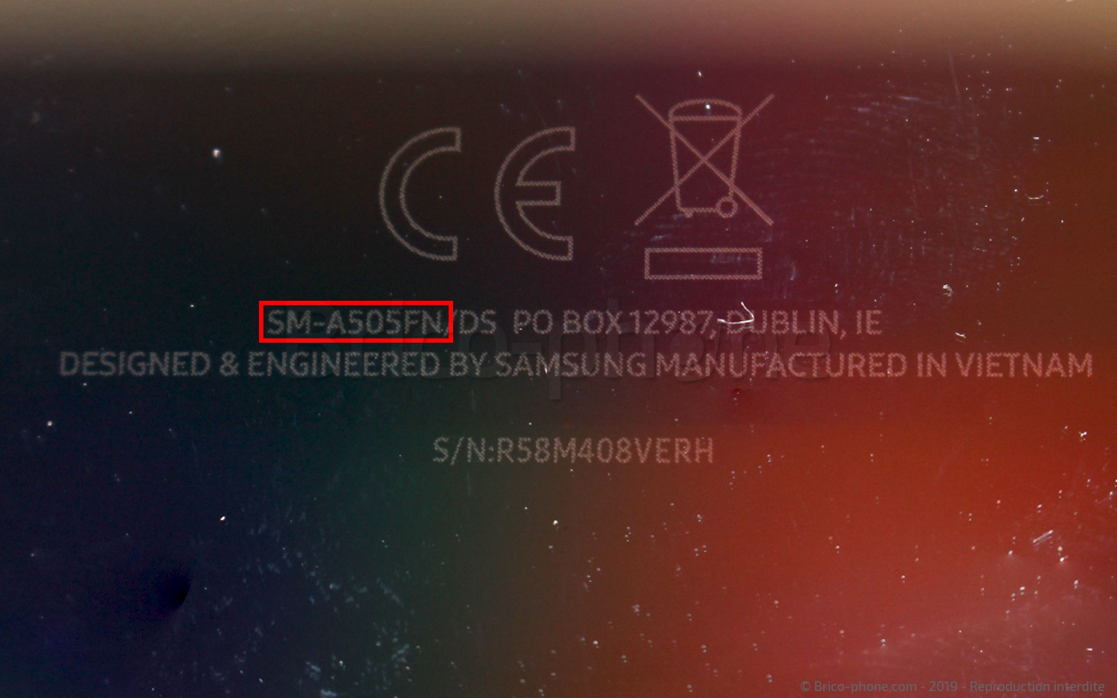 Changement de batterie sur Galaxy A50 photo 1