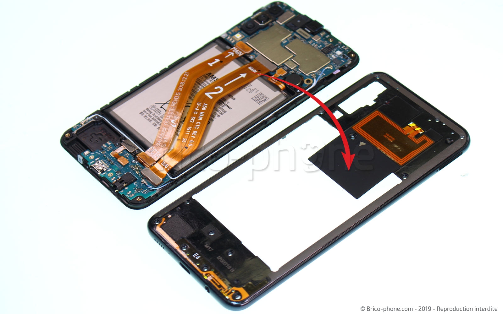 Changement de batterie sur Galaxy A50 photo 4