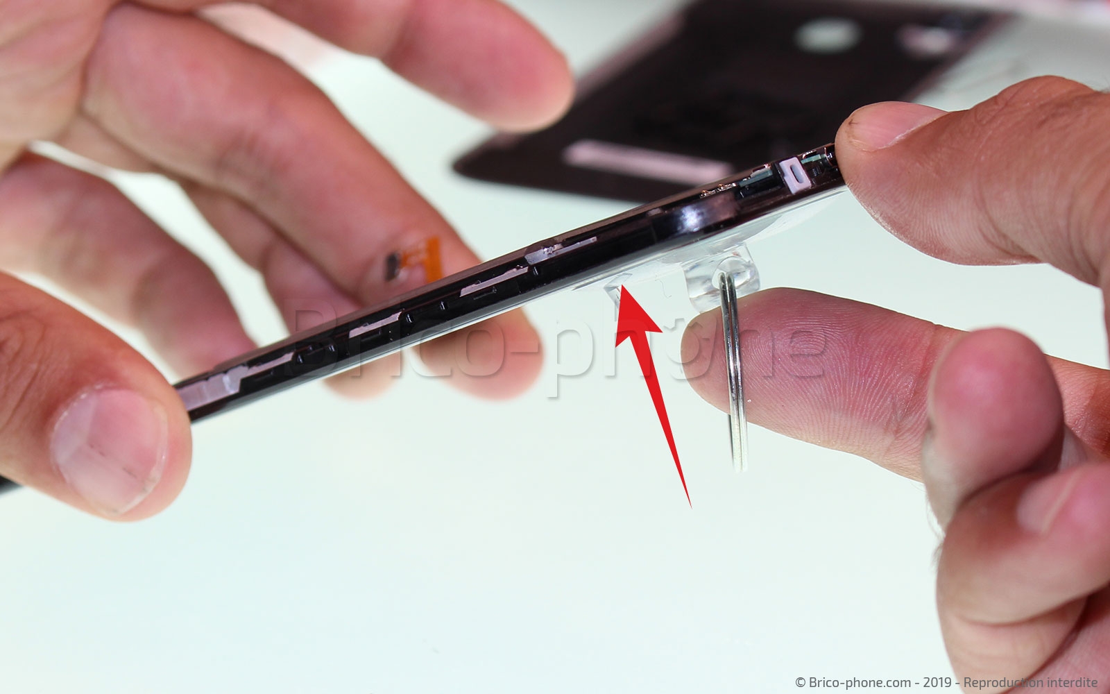 Changement d'écran vitre et AMOLED sur Galaxy A40 photo 2