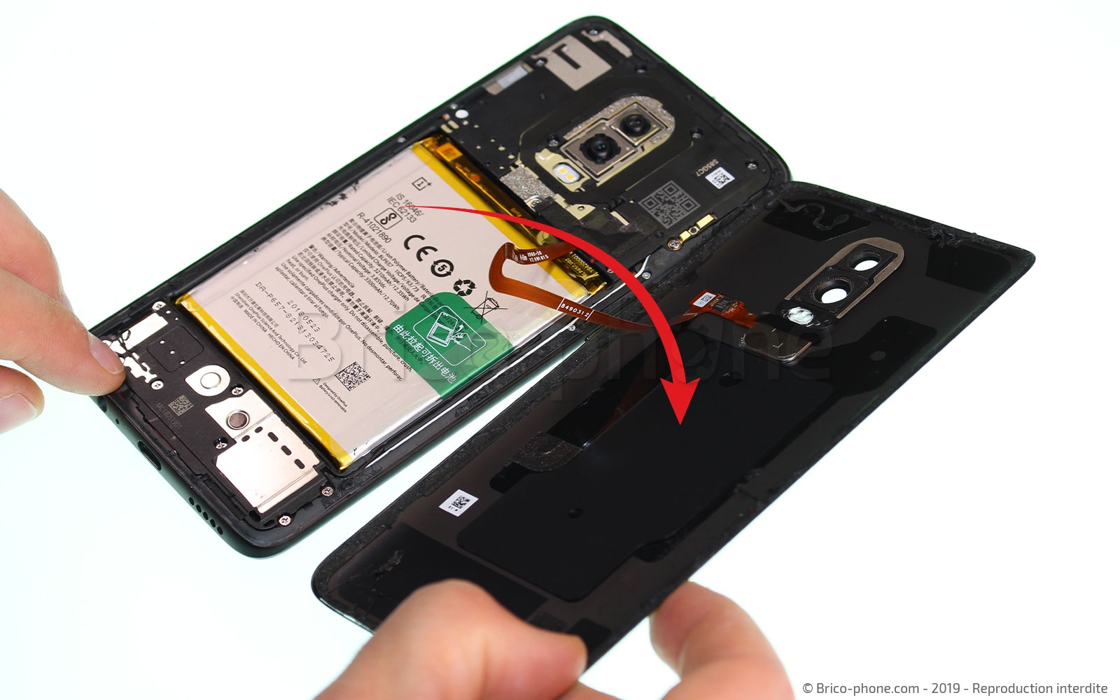 Changement de la vitre arrière sur OnePlus 6 photo 3