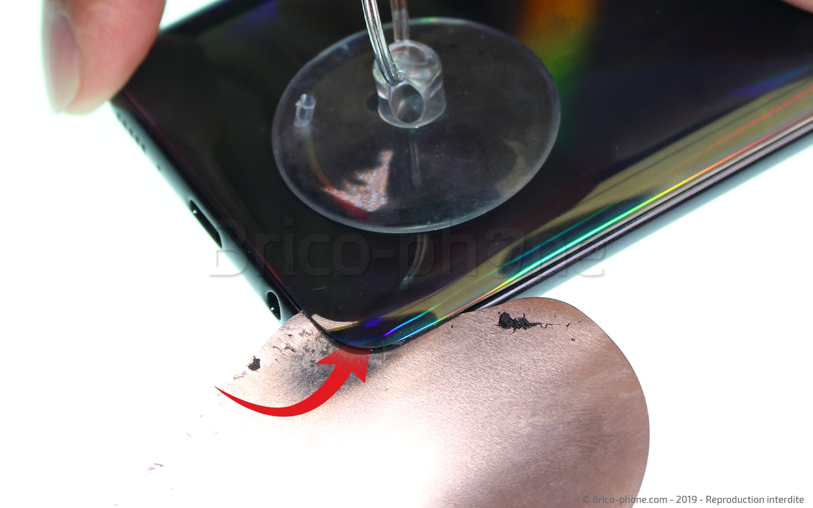 Changement de batterie sur Galaxy A40 photo 2