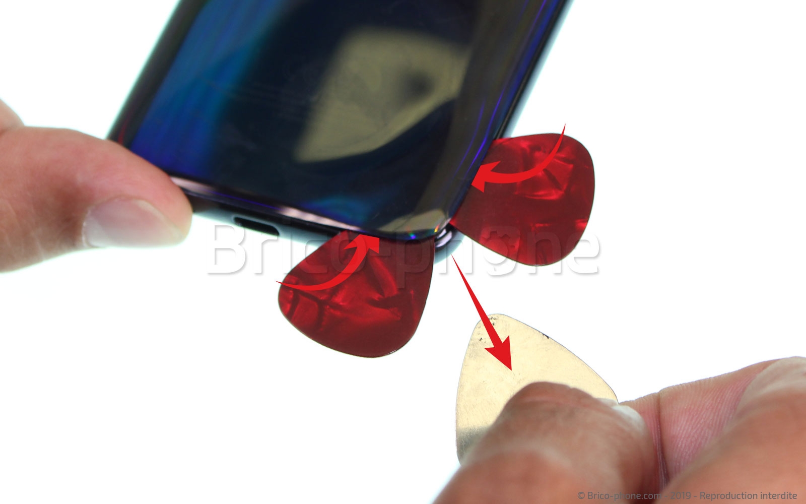 Changement de batterie sur Galaxy A40 photo 4