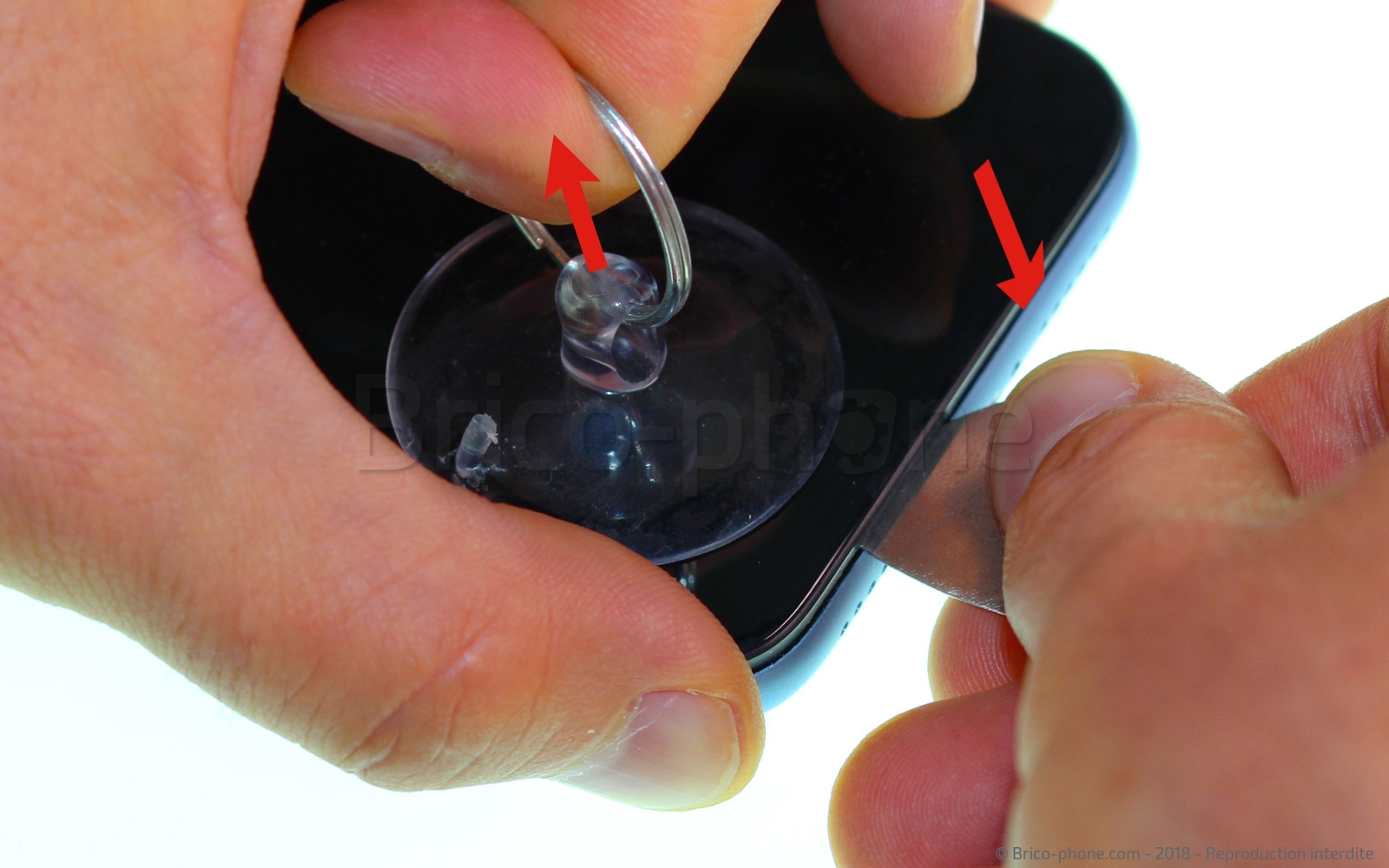 Changement de l'écran (vitre + LCD) sur iPhone XR photo 3