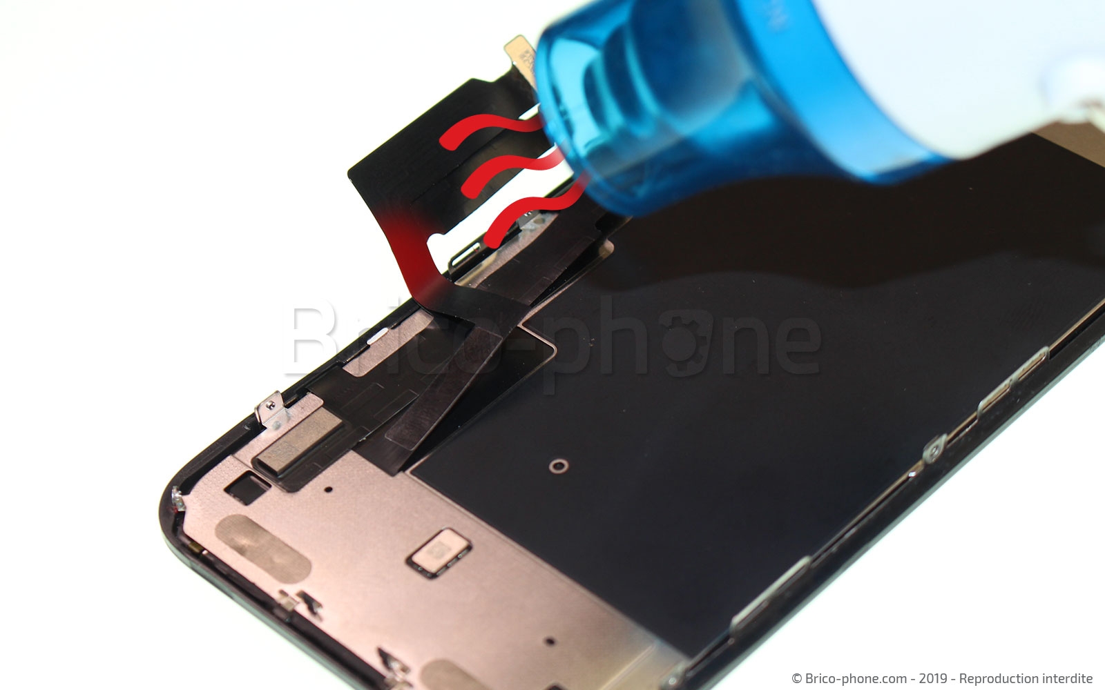 Changement de l'écran (vitre + LCD) sur iPhone XR photo 1