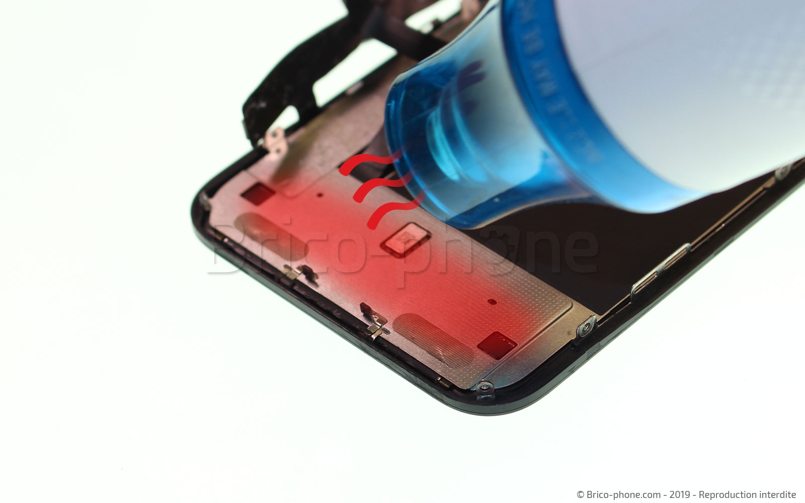 Changement de l'écran (vitre + LCD) sur iPhone XR photo 1
