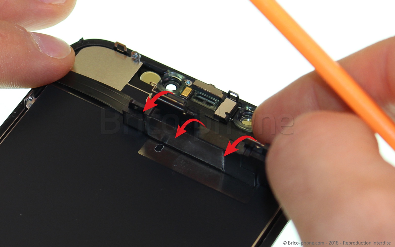 Changement de l'écran (vitre + LCD) sur iPhone XR photo 2
