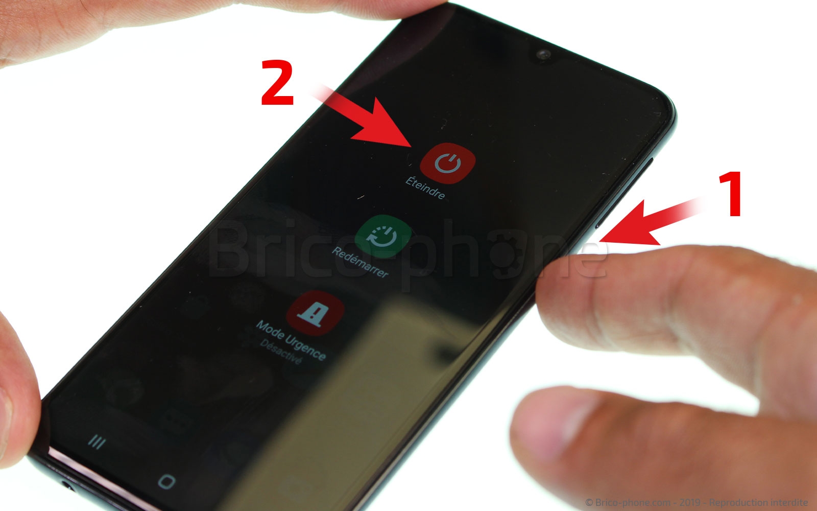 Changement de la vitre arrière sur Galaxy A40 photo 2