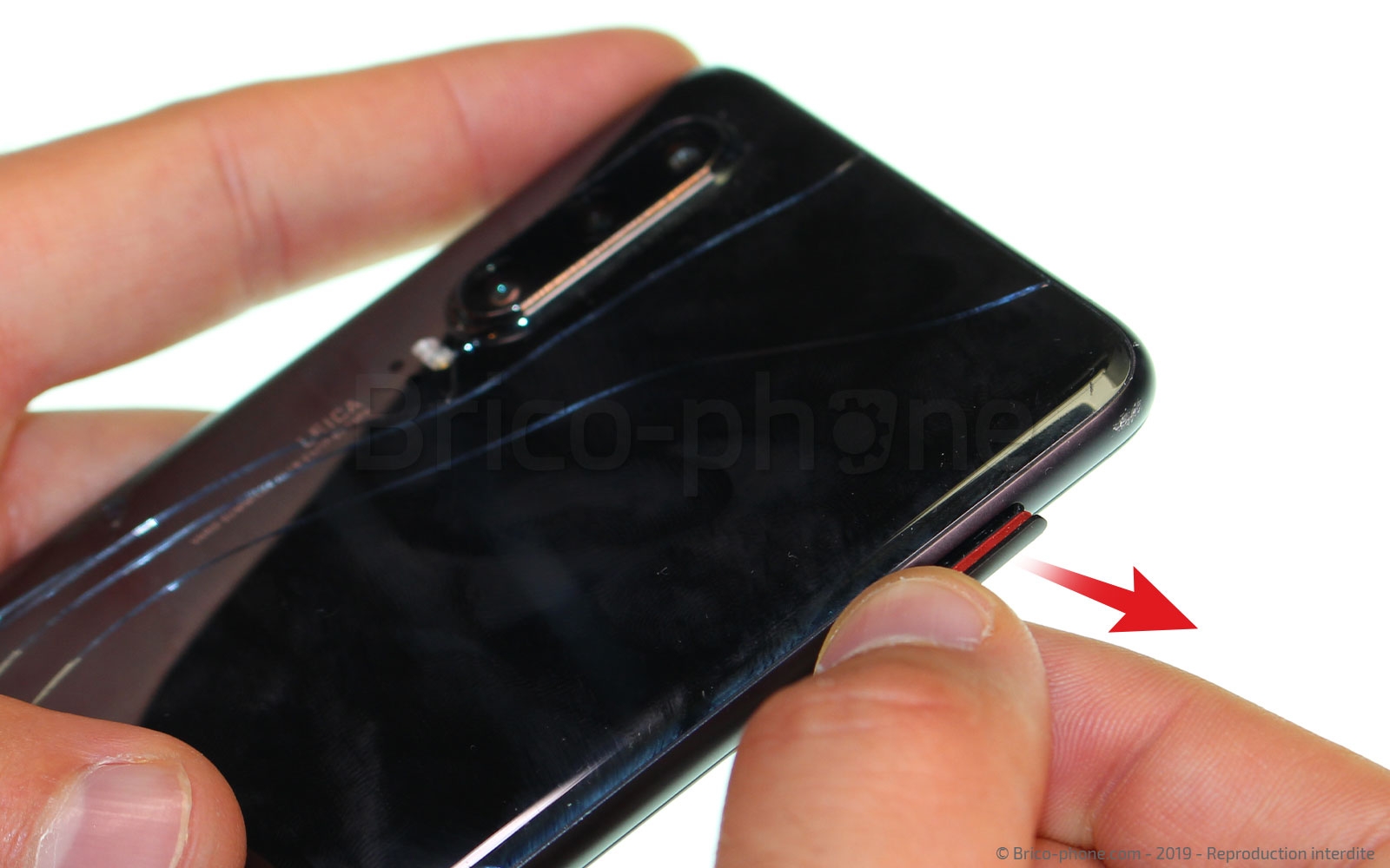 Changement du connecteur de charge sur P30 photo 3