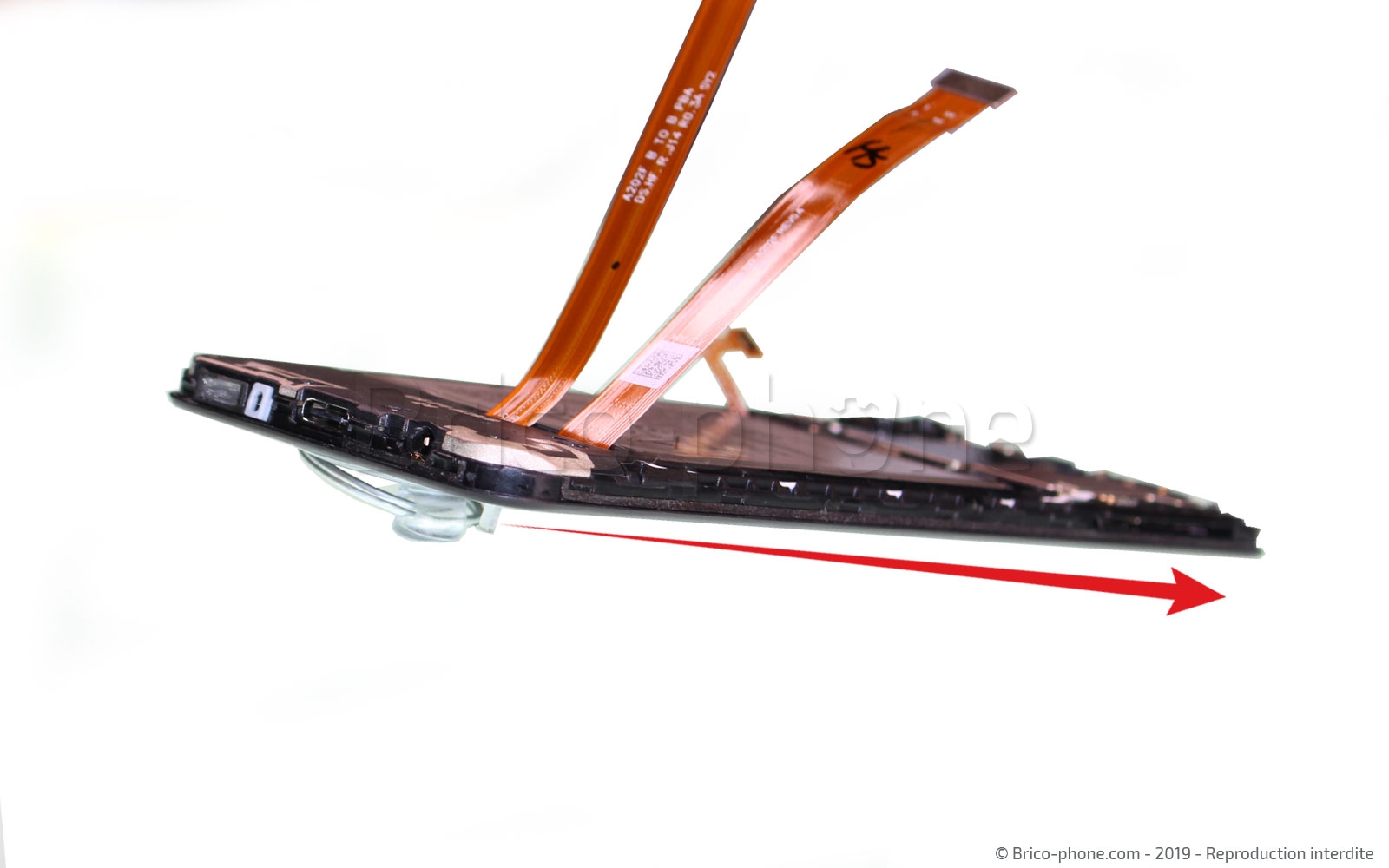 Changement de batterie sur Galaxy A20e photo 4