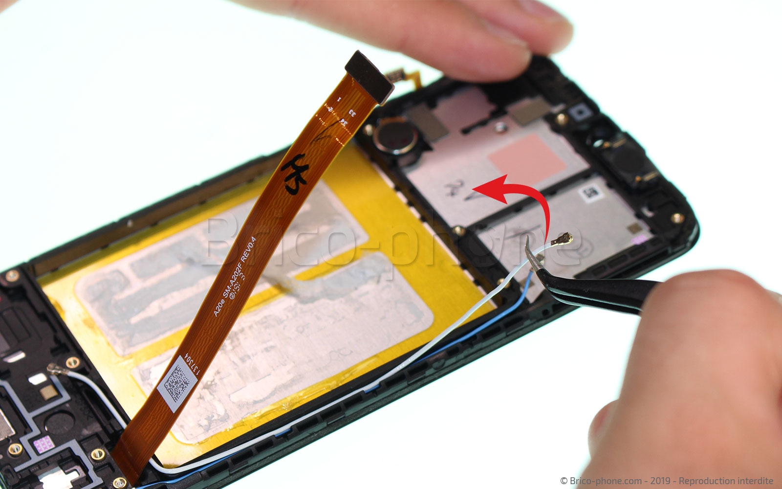 Changement de bloc écran sur Galaxy A20e photo 1