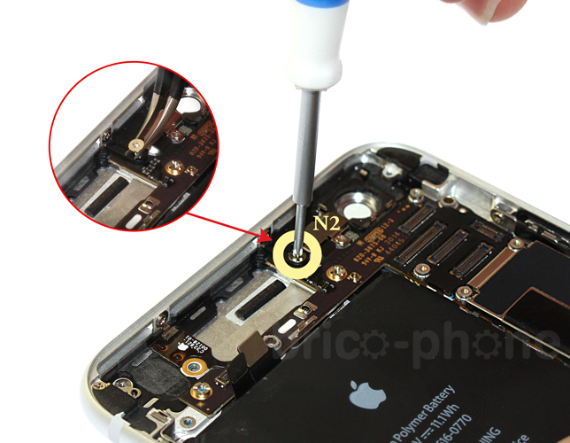 Changement d'antenne WiFi sur iPhone 6 Plus photo 1