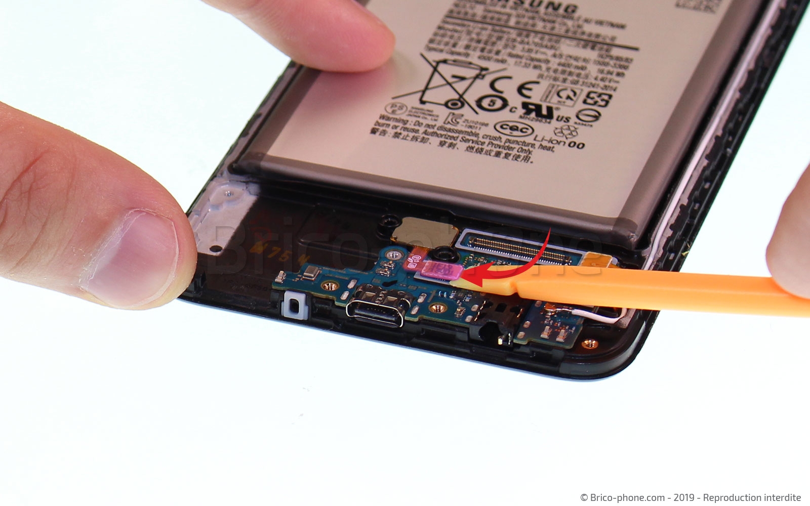 Changement de connecteur de charge sur Galaxy A70 photo 2