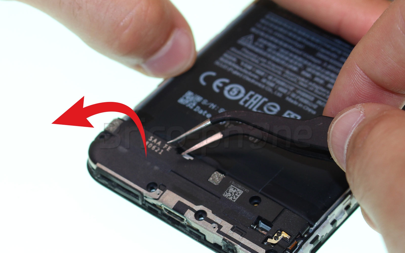 Remplacement de l'écran (vitre+ LCD) sur Mi A2 Lite photo 2