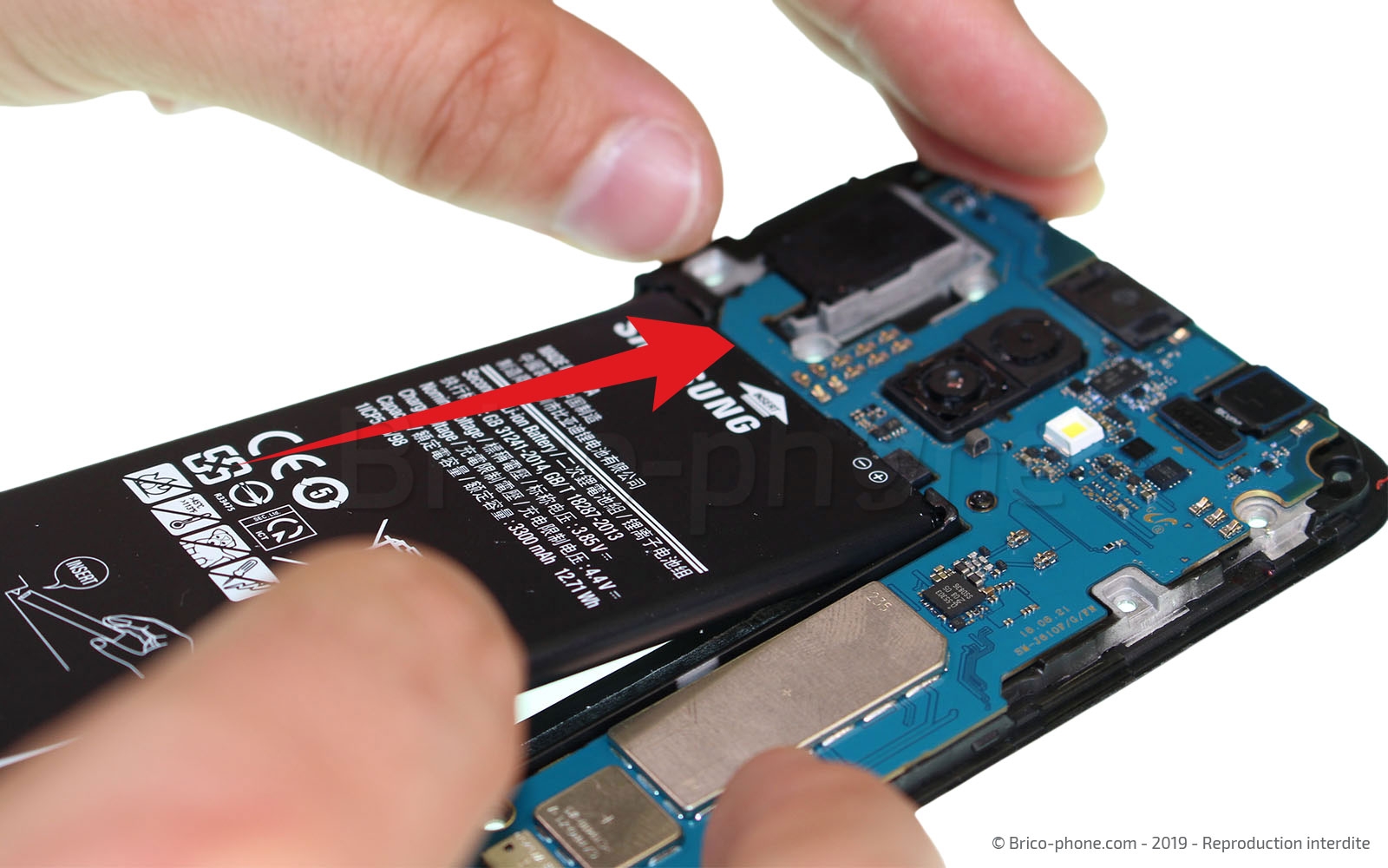 Changement de Batterie sur Galaxy J6 Plus photo 3