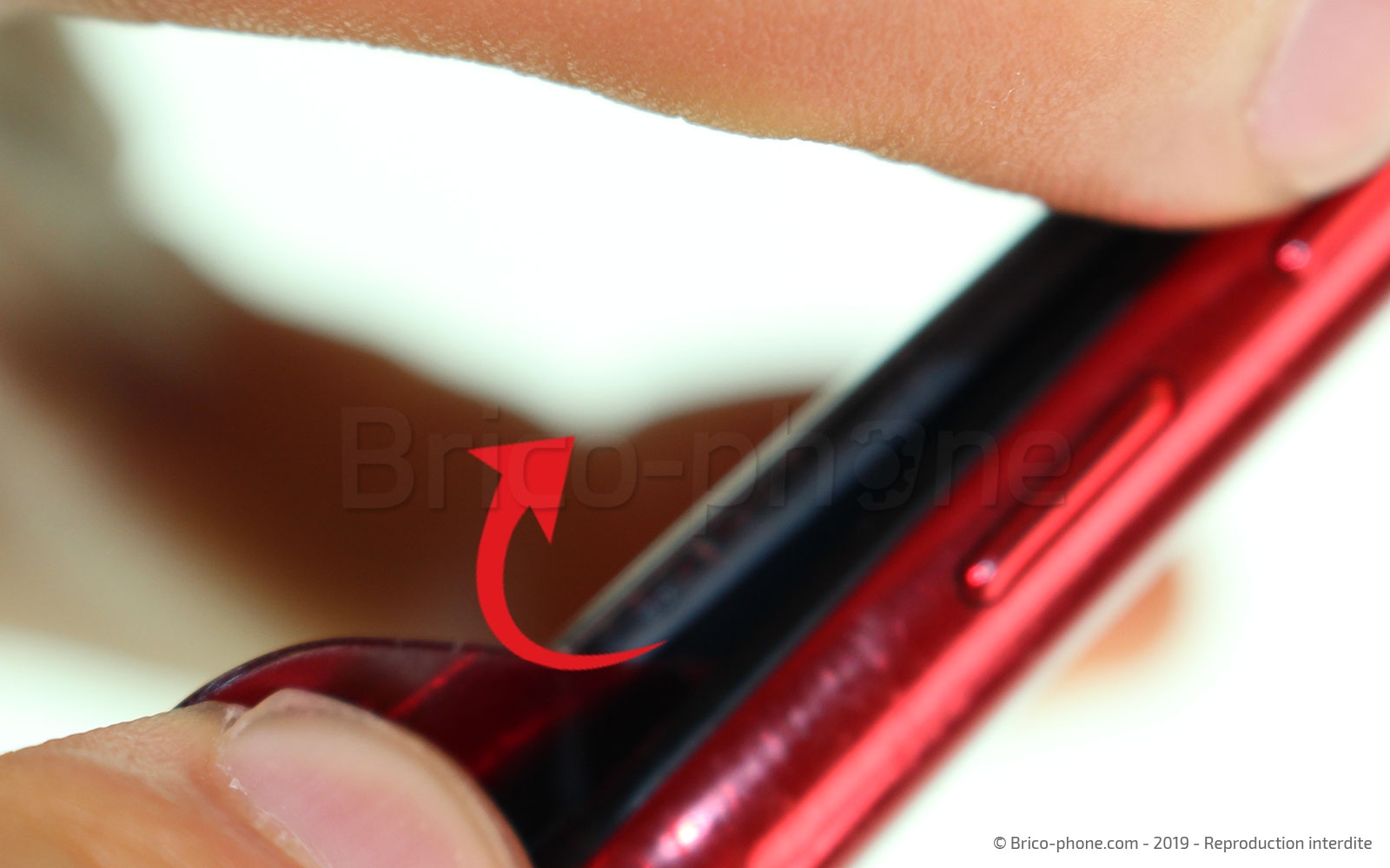 Changement de coque arrière sur Galaxy J6 Plus photo 3