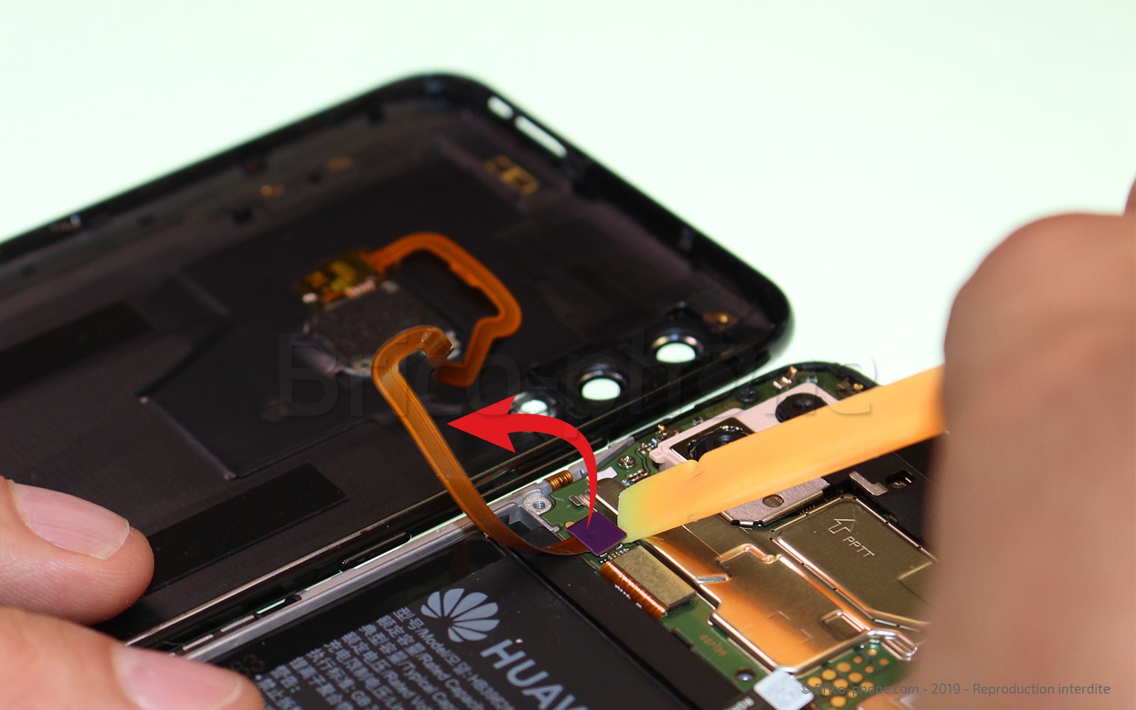 Changement du connecteur de charge sur P Smart 2019 photo 2