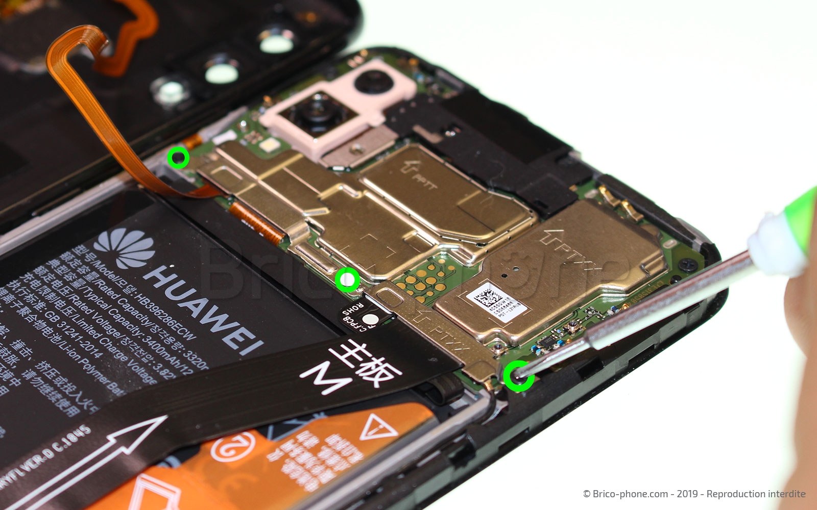 Changement du connecteur de charge sur P Smart 2019 photo 1