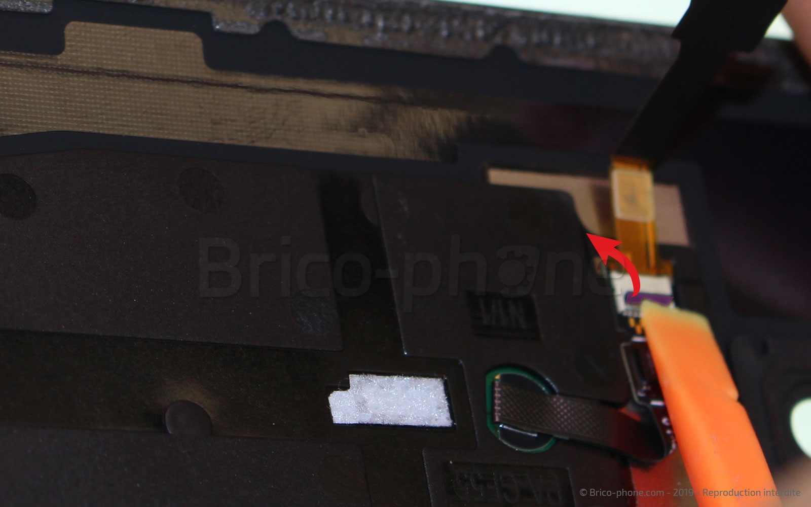 Changement de la vitre arrière sur Xperia XZ3 photo 2