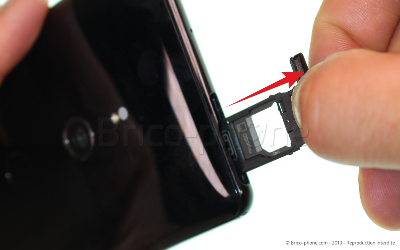Changement de la vitre arrière sur Xperia XZ3 photo 1