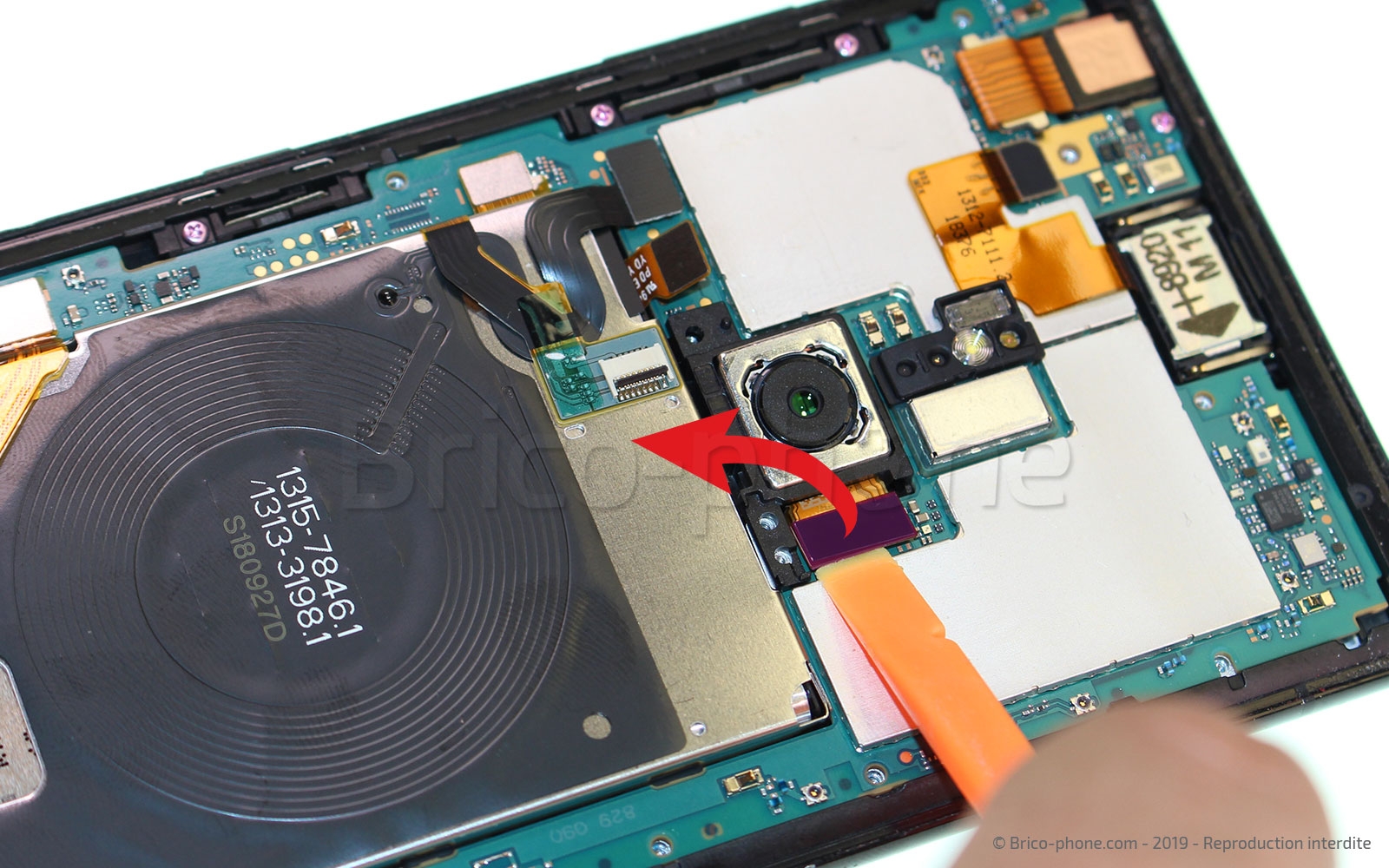 Changement de connecteur de charge sur Xperia XZ3 photo 1