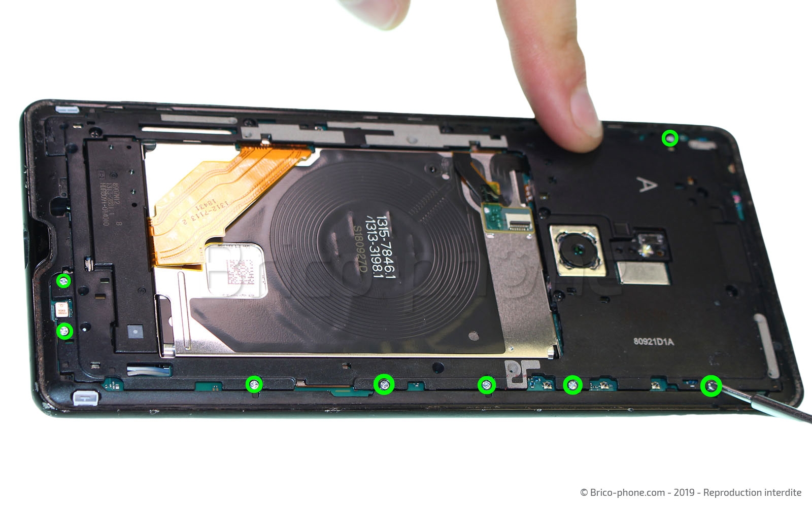 Changement de connecteur de charge sur Xperia XZ3 photo 1