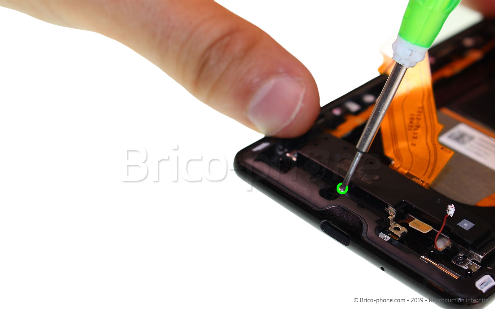 Changement de connecteur de charge sur Xperia XZ3 photo 1