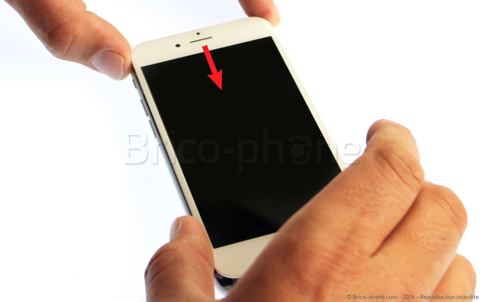 Changement d'écran (vitre+LCD) sans éléments prémontés sur iPhone 6 photo 1