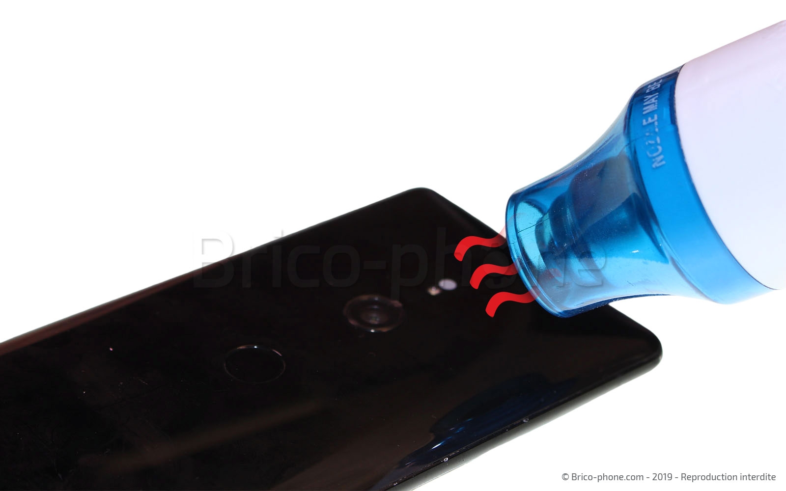 Changement de batterie sur Xperia XZ3 photo 2