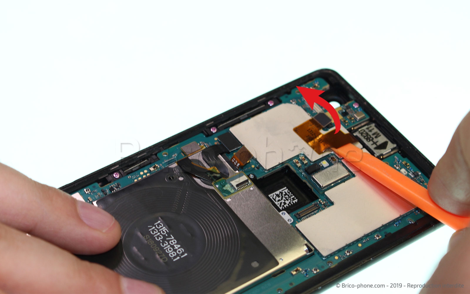 Changement de batterie sur Xperia XZ3 photo 2