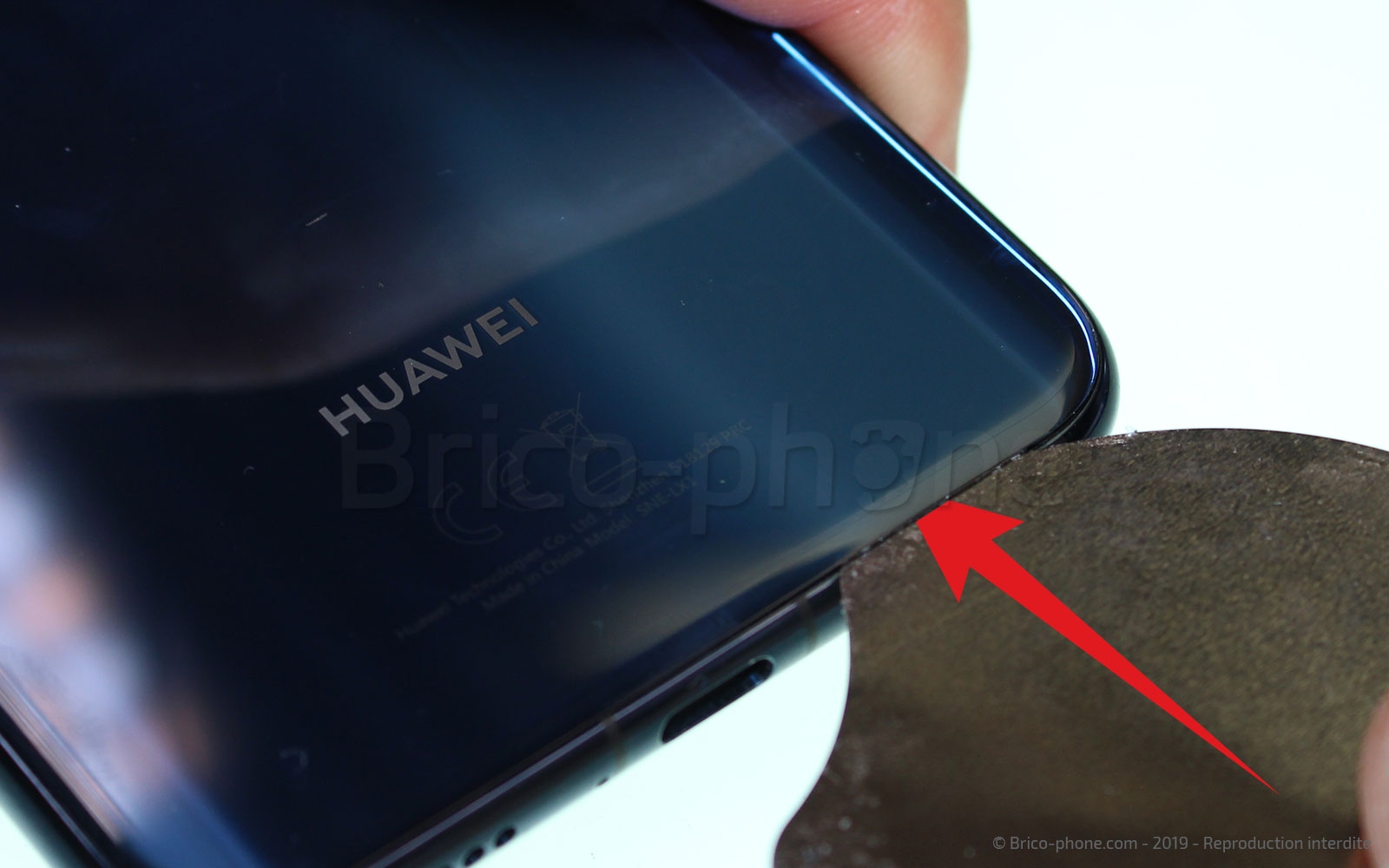 Changement de coque arrière sur Mate 20 Lite photo 2