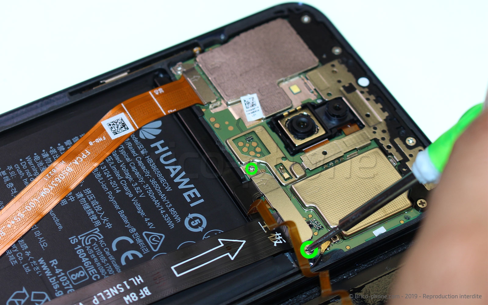 Changement de bloc écran (vitre + LCD) sur Mate 20 Lite photo 1